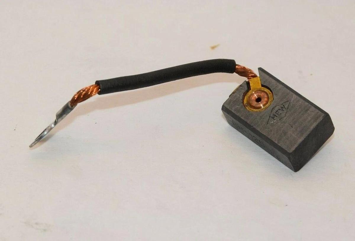 (NEW) HELWIG / MEW GH-125 GH125 25/32" x 1/2" Carbon Brush