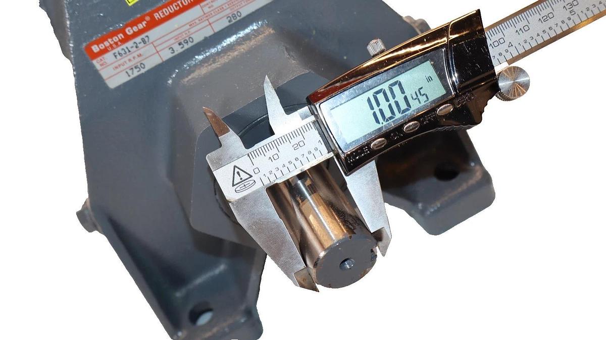 Boston Gear Speed Reducer F631-2-B7 001 OF R.P.M:1750 (New)