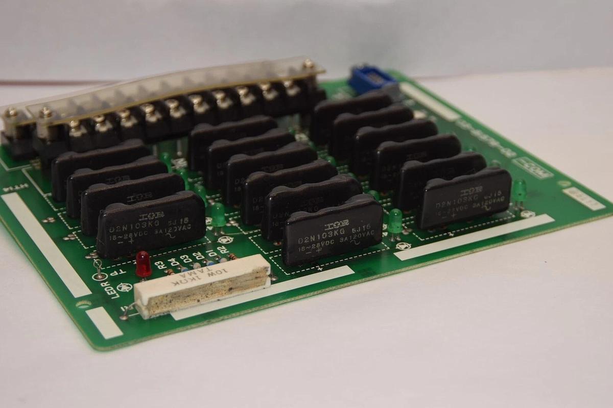 Used MITSUBISHI 03-81579-02-COM , 03-81579-02 Circuit Board