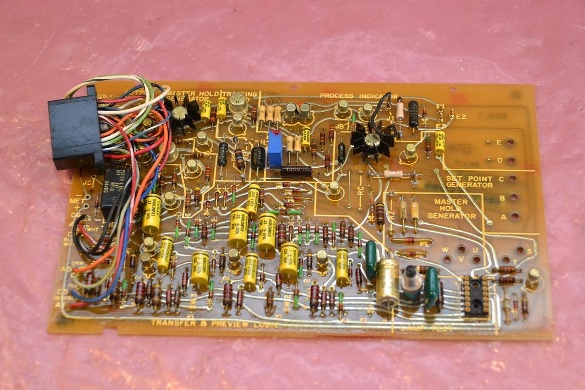 ABB FISHER & PORTER CIRCUIT BOARD CARD 686B384U07 686B384 U07 686B384-U07 NEW