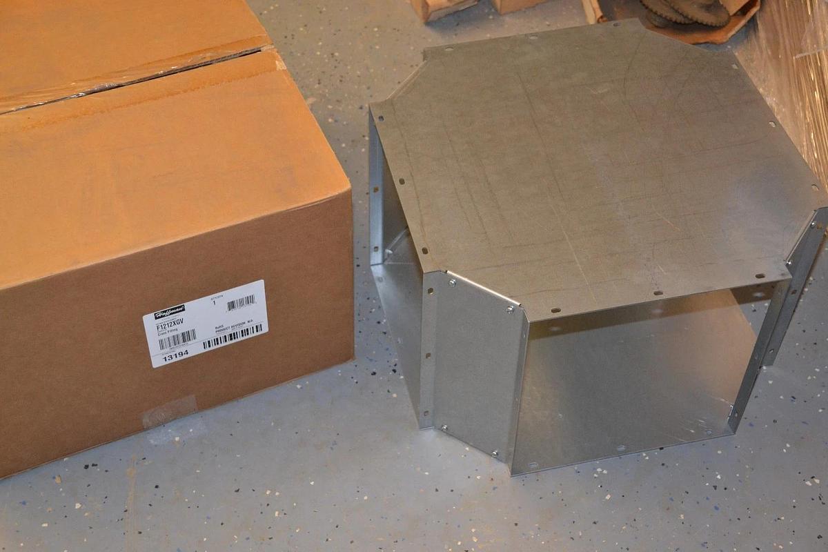 Hoffman Cross Fitting Galvanized Steel F1212XGV Wireway Trough 12" tee 90 deg