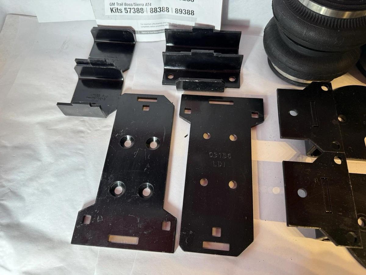 Air Lift 57288 LoadLifter 5000 Air Suspension Kit 19-26 GM1500 Silverado/Sierra