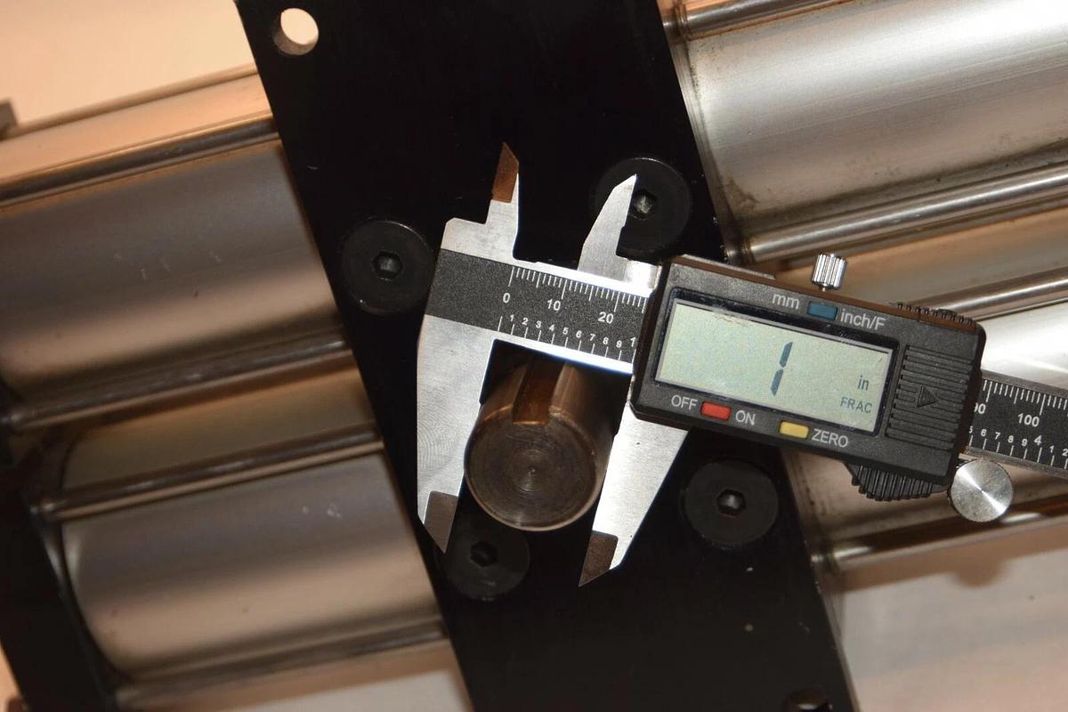 Used ROTOMATION A42-100-TC-S10KK-3C2-1/4-1,3-N 1" Shaft Rotary Actuator