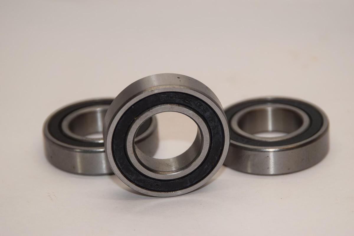 (NEW - Lot of 3) ELW 6005RS 6005-RS 6005 RS Rubber Sealed Bearing