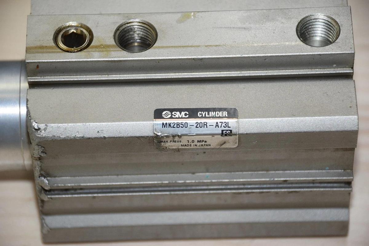 Used SMC MK2B50-20R-A73L 1.0MPa PNEUMATIC CYLINDER NEW