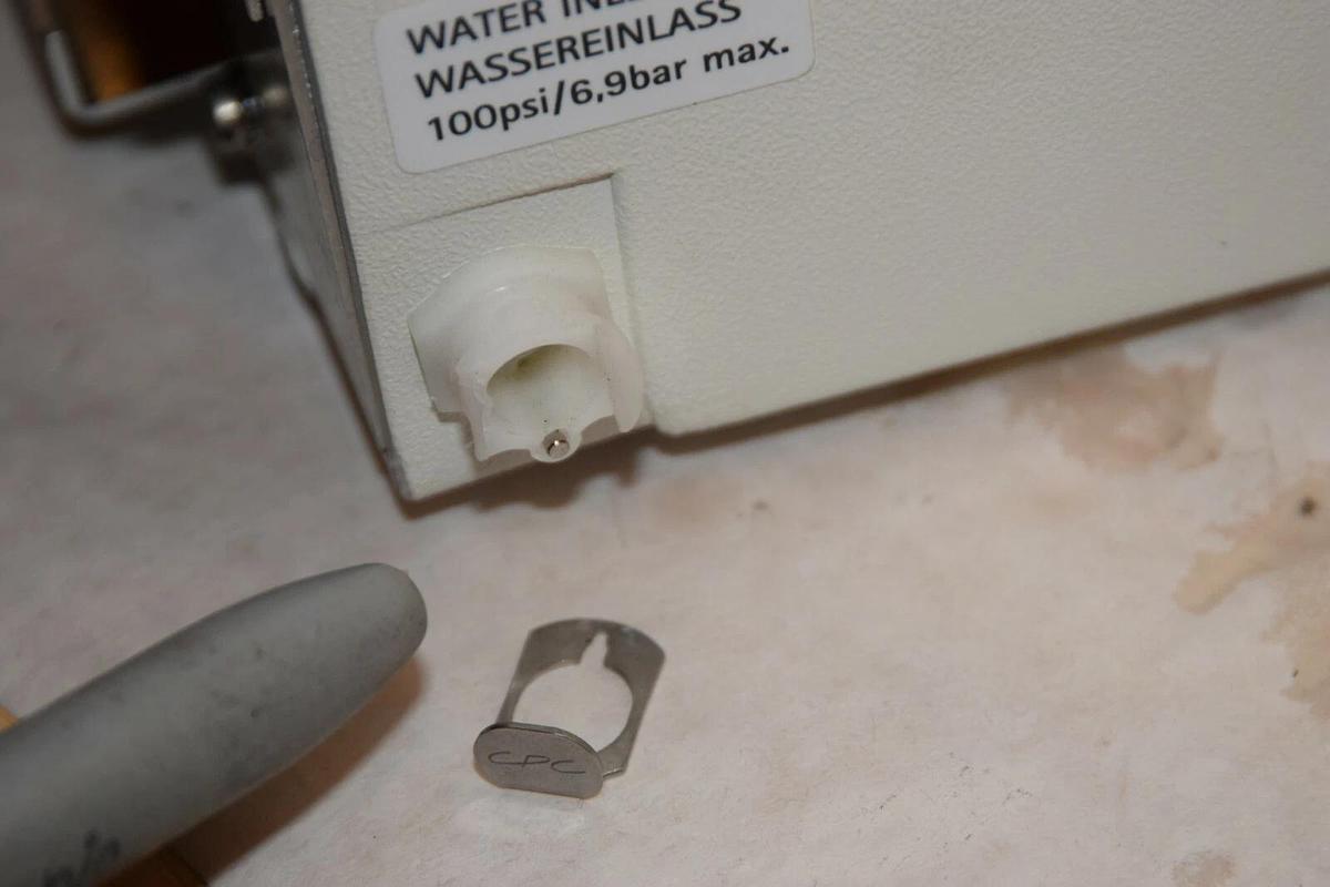 Used SARTORIUS STEDIM Arium 61215 Type 2 100-240Vac 50/60Hz Water Purification System