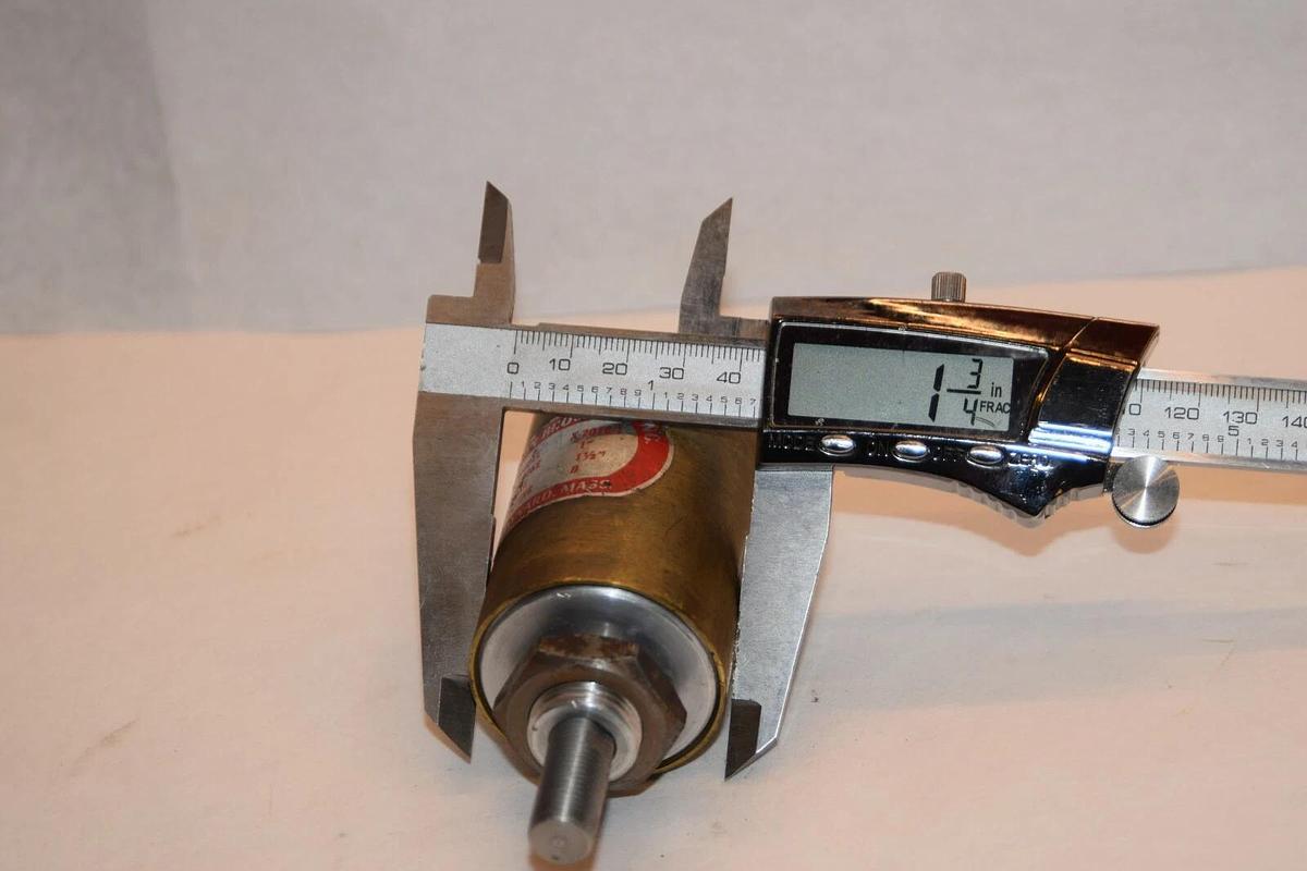 (NEW) HUDSON BROS MFG INC X-2018-1 1" Stroke 1-1/2" Bore Pneumatic Cylinder