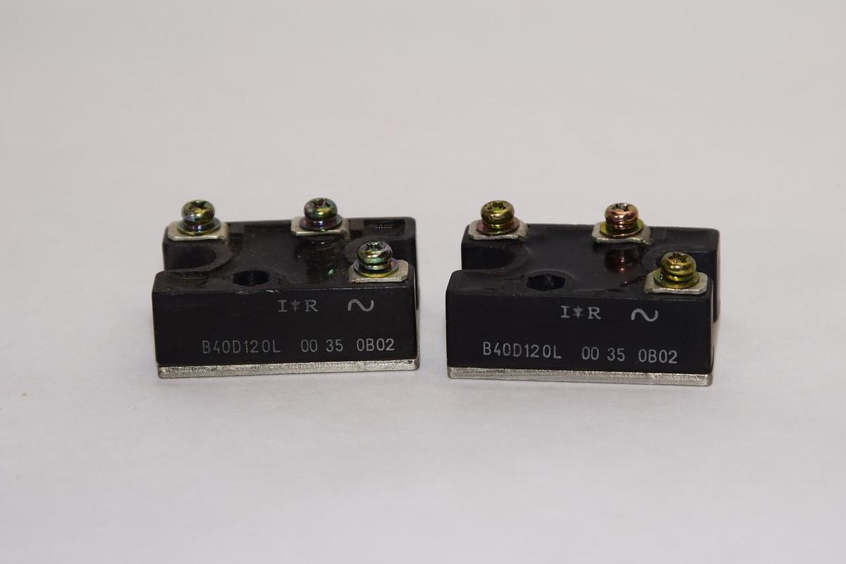 (NEW - Lot of 2) IR B40D120L Power Module