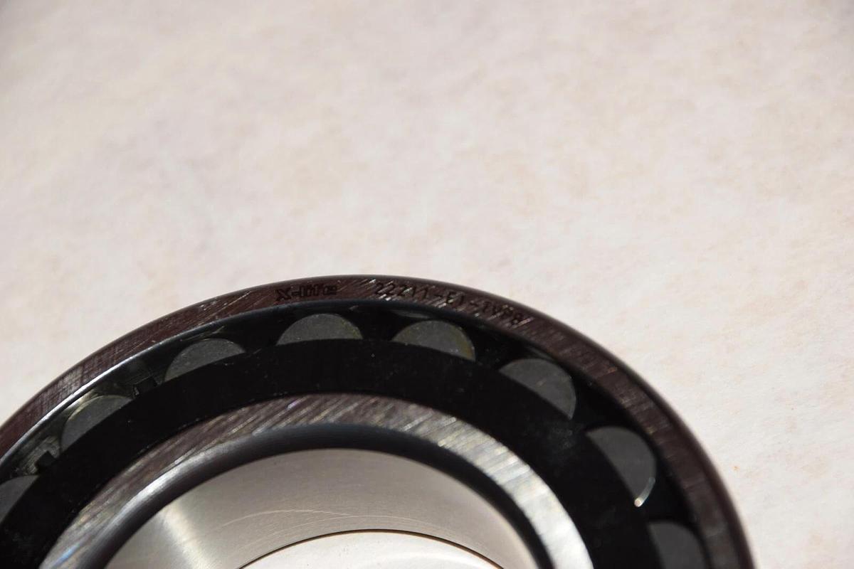 NEW FAG 22211-E1-TVPB K163-140525-0200 SPHERICAL ROLLER BEARING