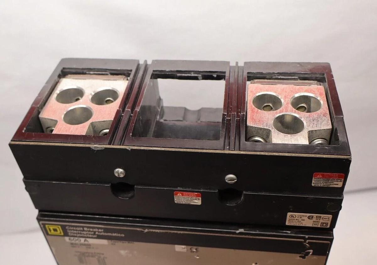Used Square D Circuit Breaker 600 Amp 600A MAL26600 600v MAL S2 Shunt Trip: MA11021