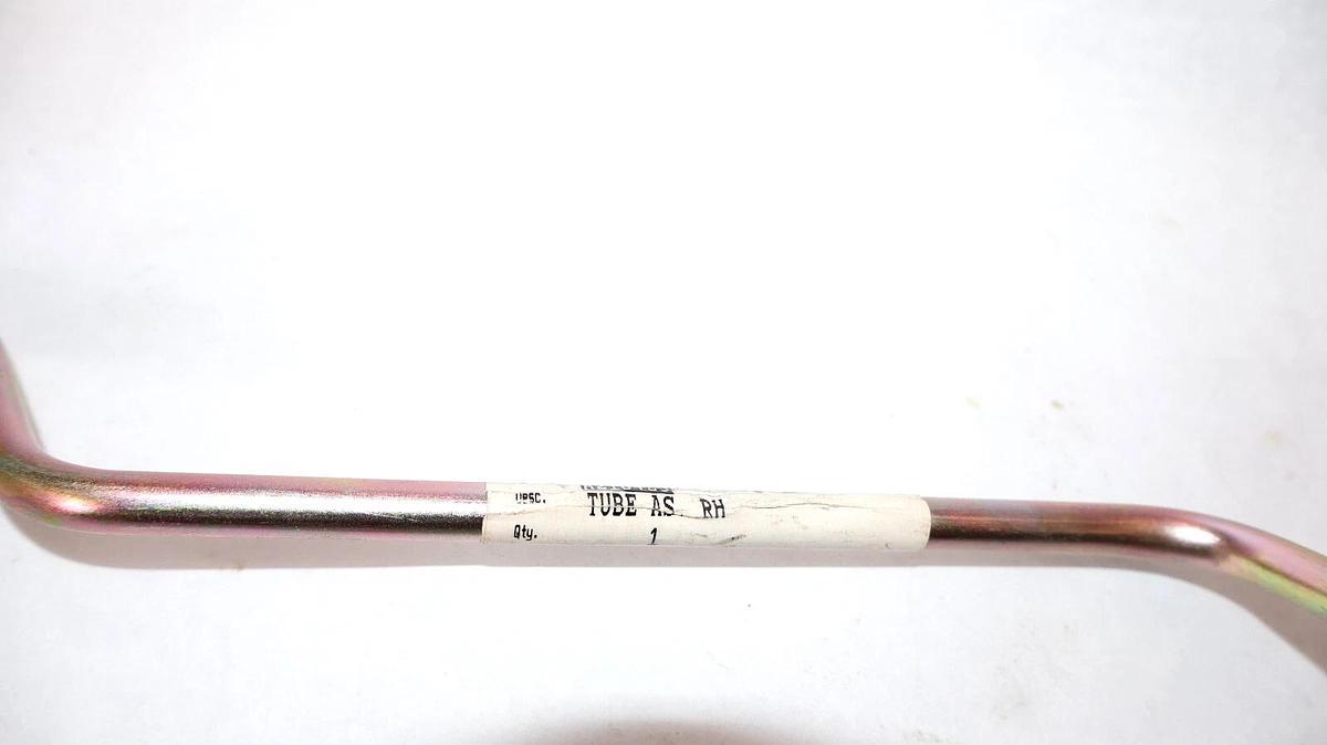 (NEW) DAEWOO HEAVY INDUSTRIES A216423 RH Forklift Tube Assembly