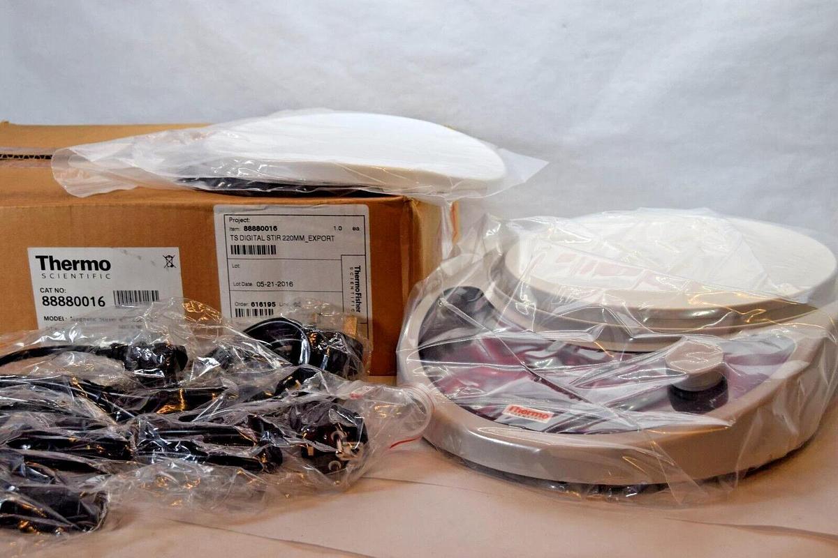 Thermo Scientific 88880016 Magnetic Stirrer RT Touch-22 100-240v  (NEW)