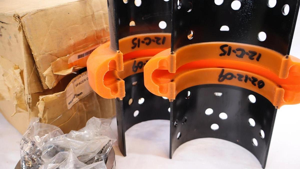 REXNORD Omega Element Elastomeric Spacer Coupling ES20 7300100 (NOS)