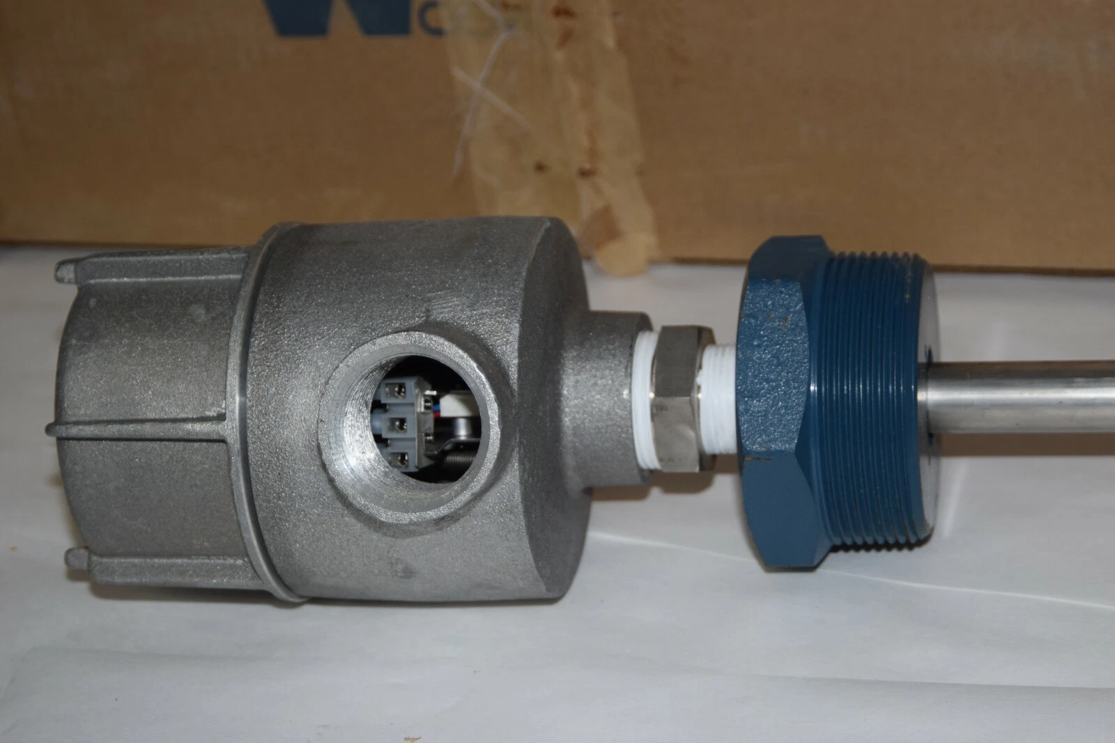 (NEW) WELLMARK 730 1-SFBC-2A26 62308 Level Control Top Mount