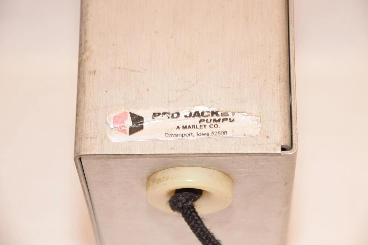 Used RED JACKET 047-294 , GVRC-002;001;17 Overhead Retractor