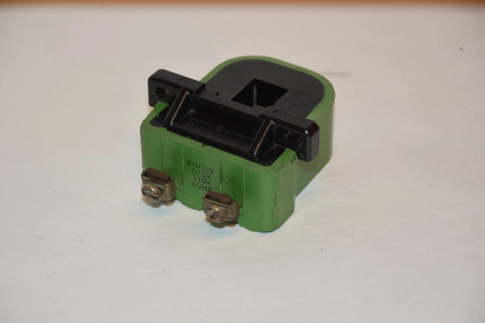 Used GE GENERAL ELECTRIC 22D135 55-650321-1A G102 115V 60HZ COIL