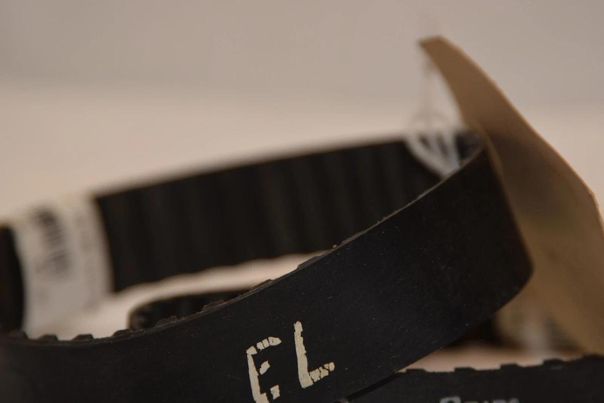 (NEW) GATES 150L100 Power Grip Cogged Timing Belt