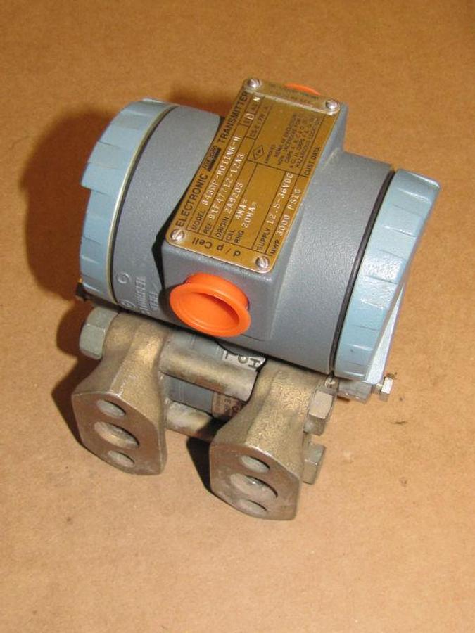 Used FOXBORO Electronic Transmitter 843DP-M0I1NK-M