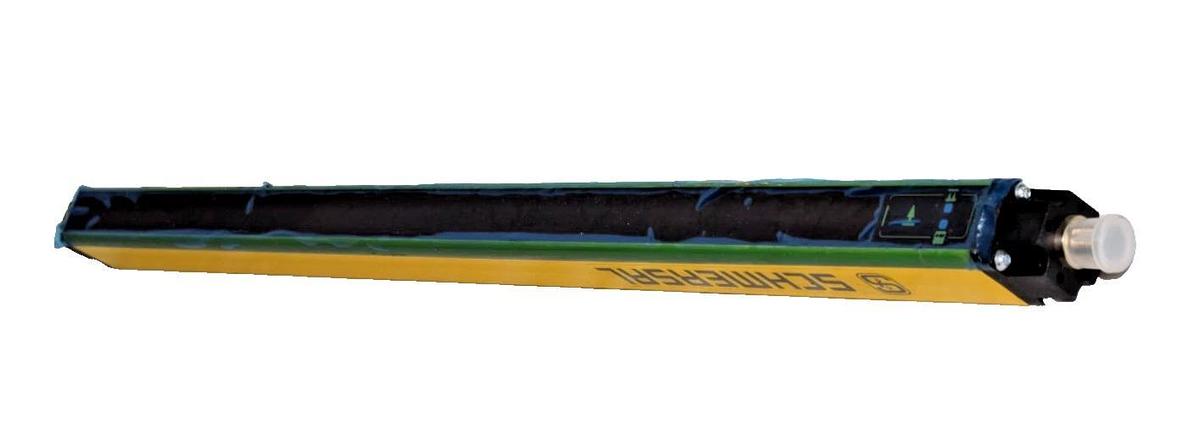 Schmersal Safety Light Curtain EMITTER  SLC440-E-0490-14 24VDC (New)