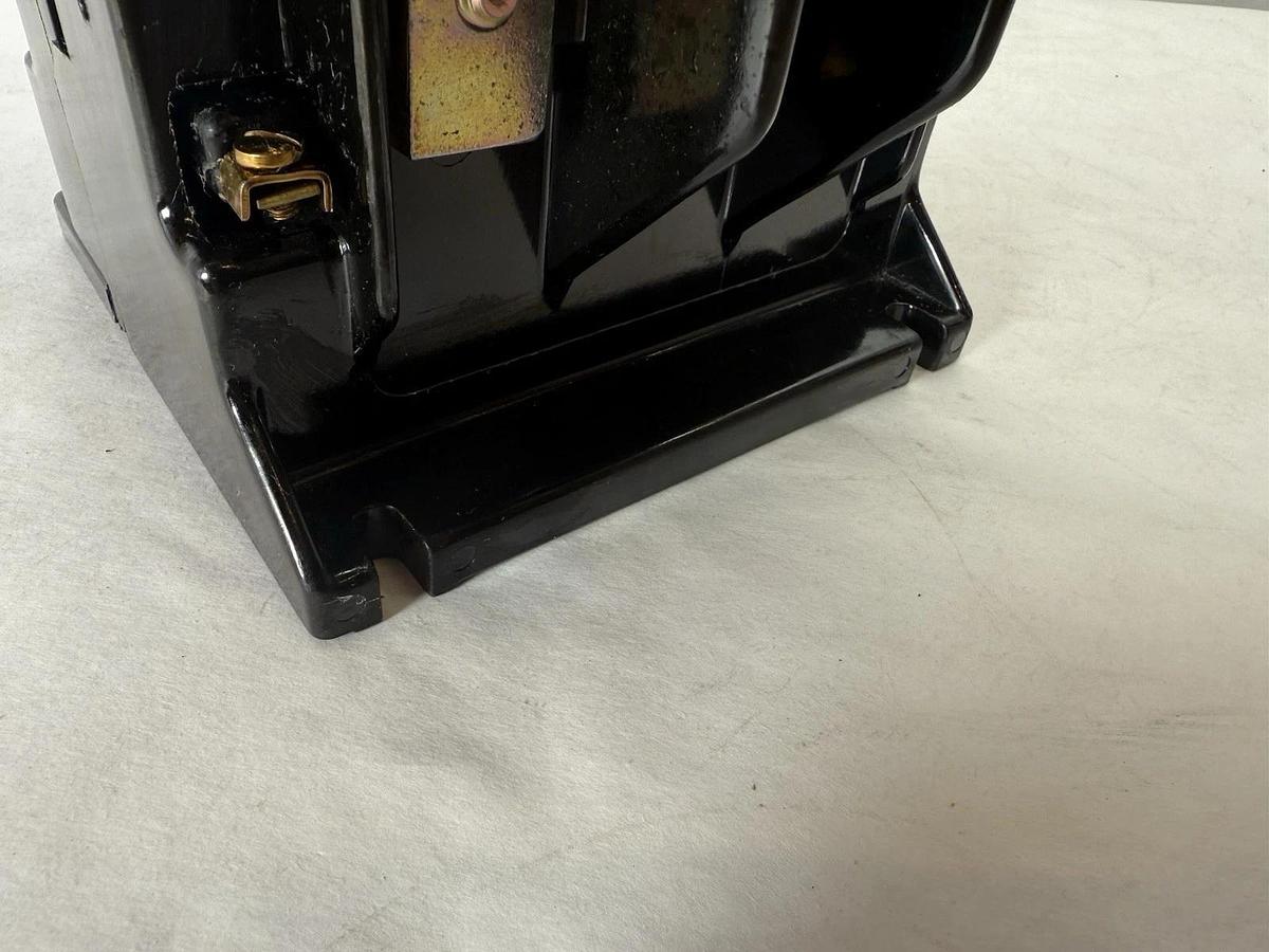 New, JOSLYN CLARK  Contactor  5DP9-9009-11, 120V Coil, 320A, 3 Pole, 5DP9900911