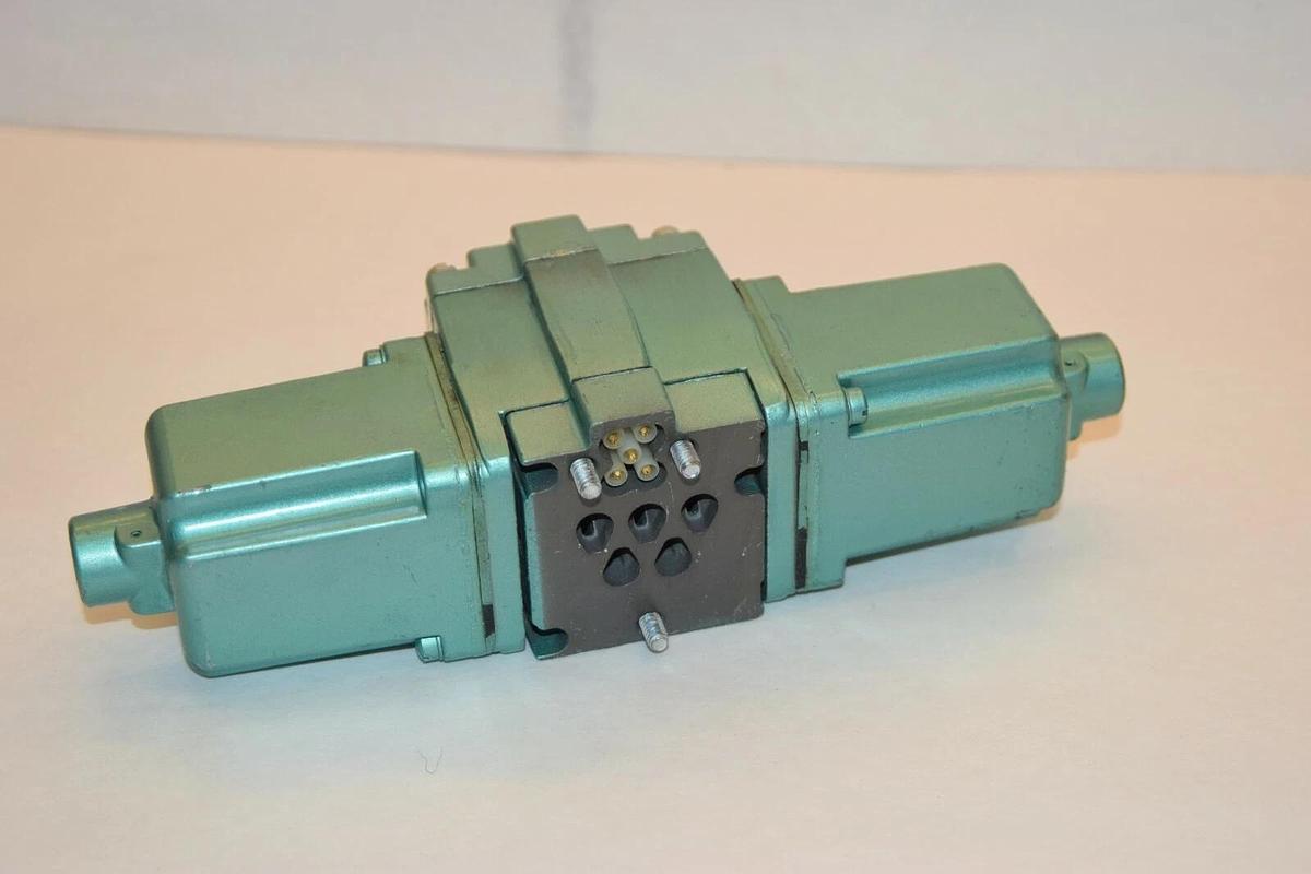 NUMATICS 12DSA431CA 12DSA400CA 120V 17A Solenoid Control Valve