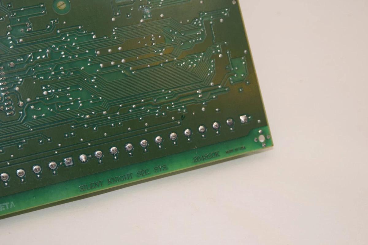 Used SILENT KNIGHT 204820K 122455 Security System Module Board