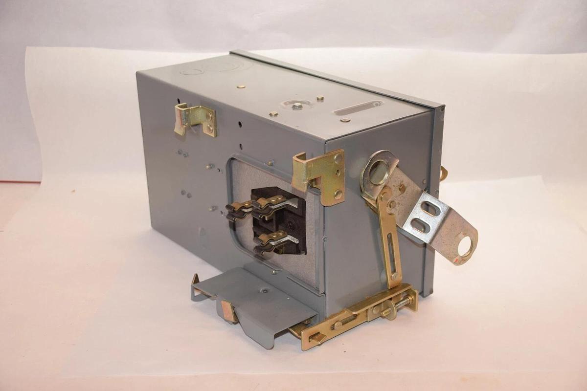 SQUARE D PQ3206 PQ-3206 60A 60 Amp 3PH 3W 240V I-Line Busway Unit Switch (NEW)