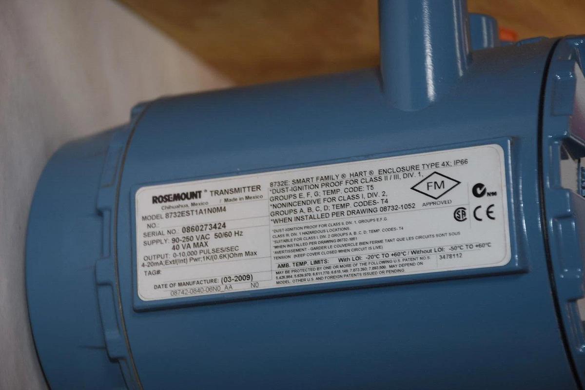 (NEW) ROSEMOUNT 8732EST1A1N0M4 , 8705THA005P1W0N0G1B3Q4 Pressure Transmitter
