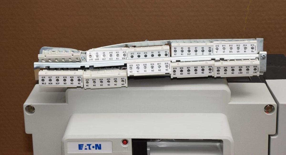 Used EATON Magnum SB SBSC5N Low Volt AC Circ Breaker SBSC5N3HEA 5000 Amp 5000A AS IS