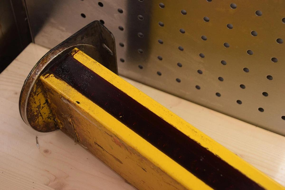 Used STI OPTOSAFE P4136B-2, P4100B-2, SERIES 36" 100' RANGE SAFETY LIGHT CURTAIN