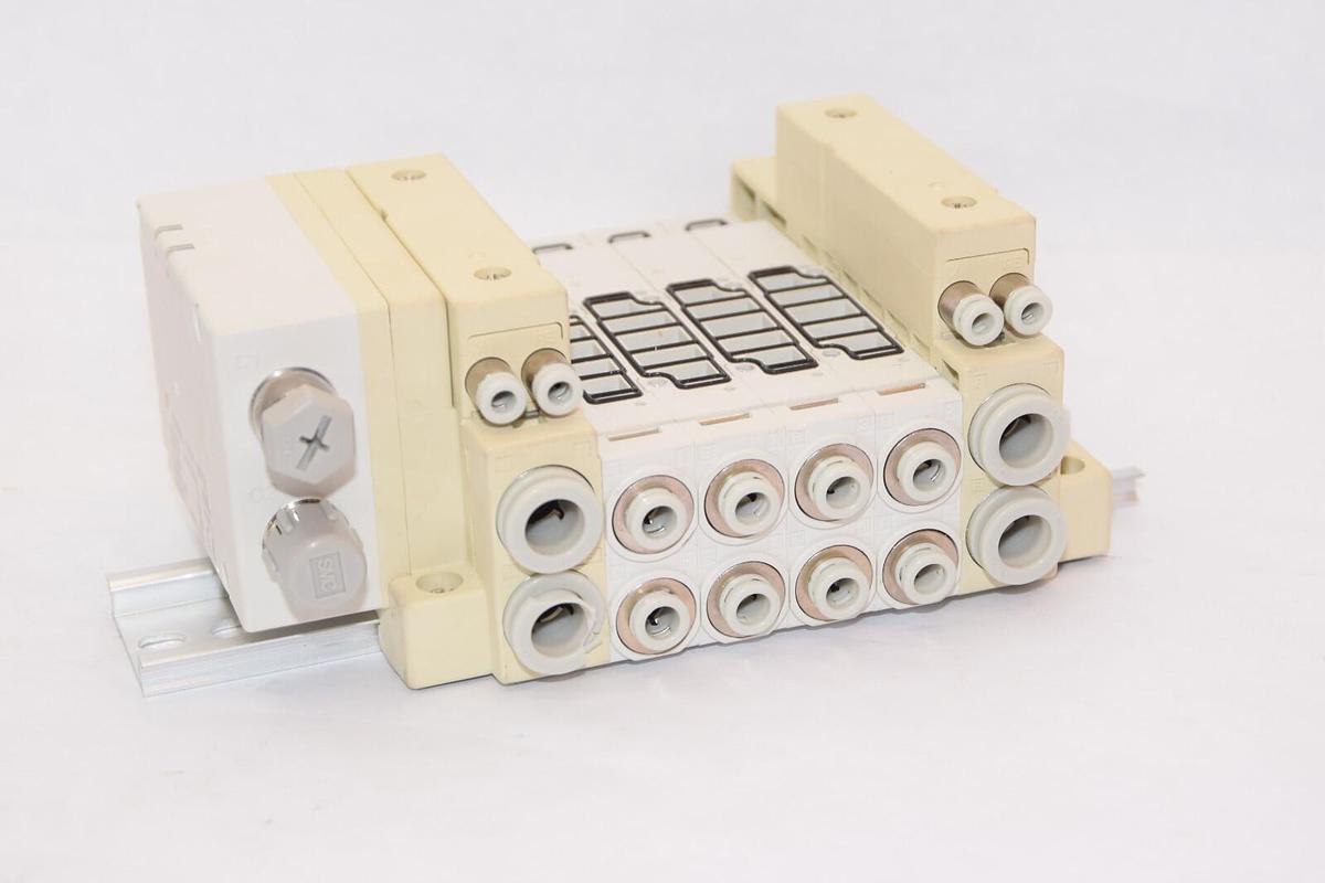 (NEW) SMC SS5V2-W16SA1WD-04BR-C6 EX500-S001(NPN) Gateway System Base Manifold