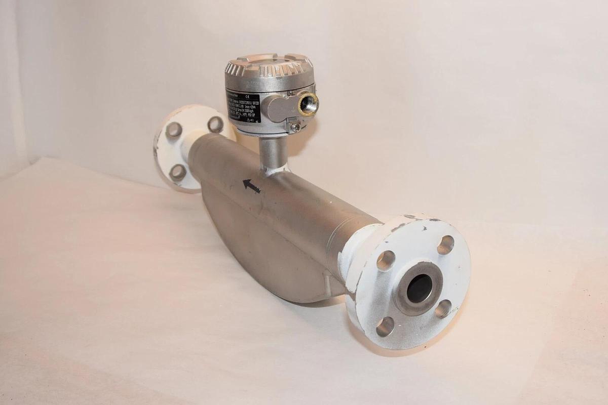 Used ABB CoriolisMater FCB330-F1A2025R0A6A1A1Y0Y0Y 1" Mass Flow Meter