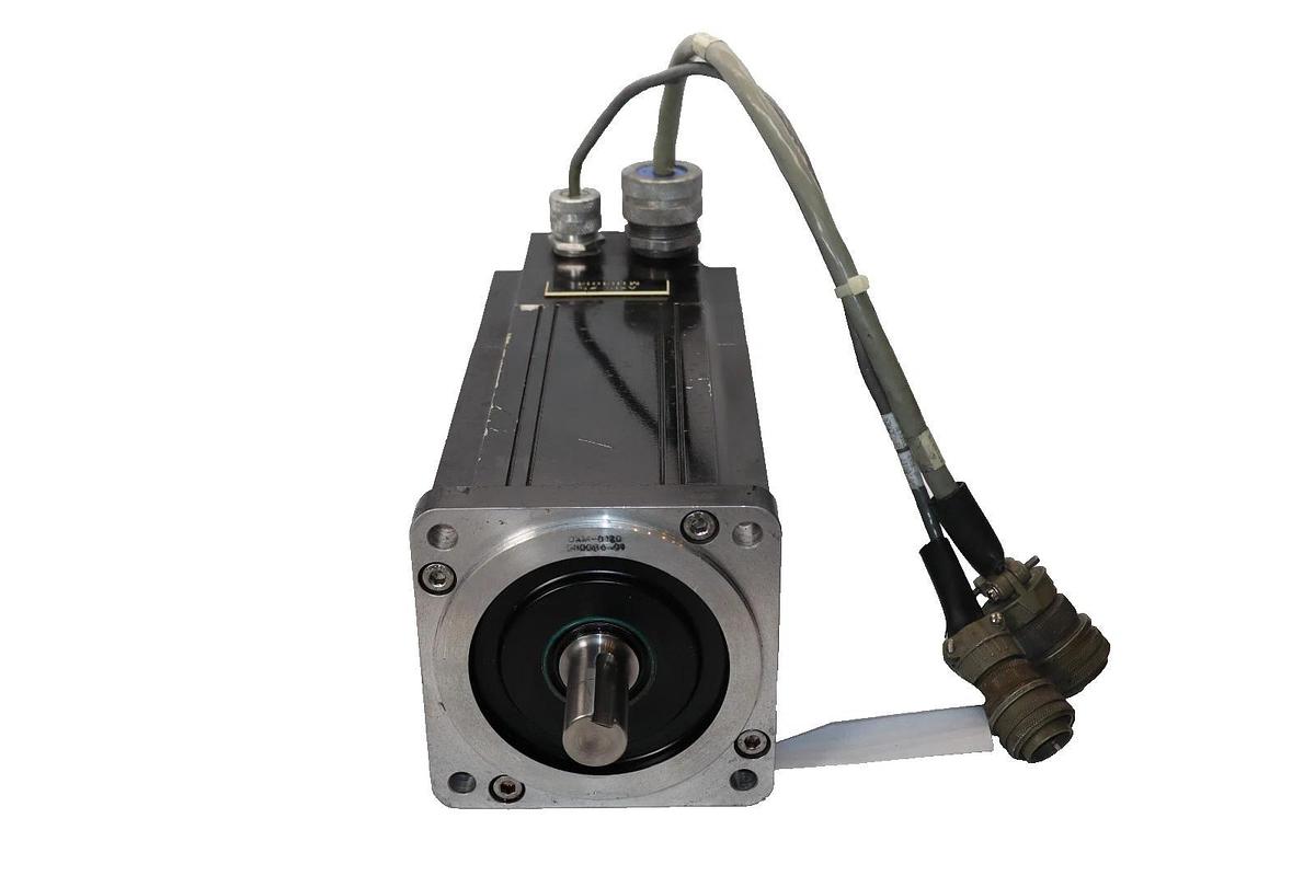 Used Emerson Brushless Servo Motor DXM-6120 960084-01 A3 240V 16A Amp 3000RPM 4.25HP