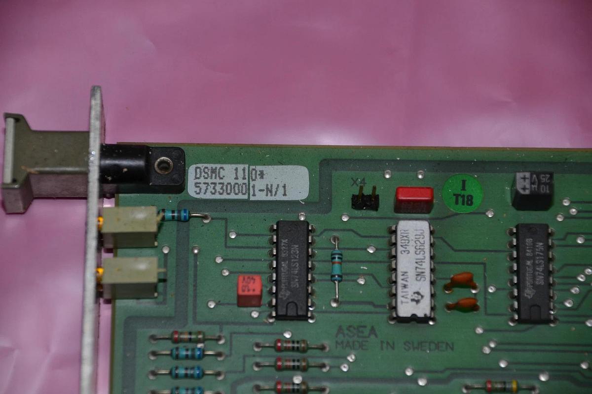 Used ABB ASEA CIRCUIT BOARD CARD DSMC110 DSMC 110 57330001-N/1 2668 180-162/5