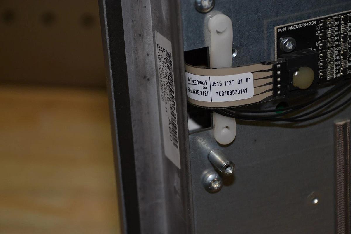 Used SIEMENS SIMATIC TOUCH PANEL 15T 15" Front V412.00.007.534 A5E00324360 06