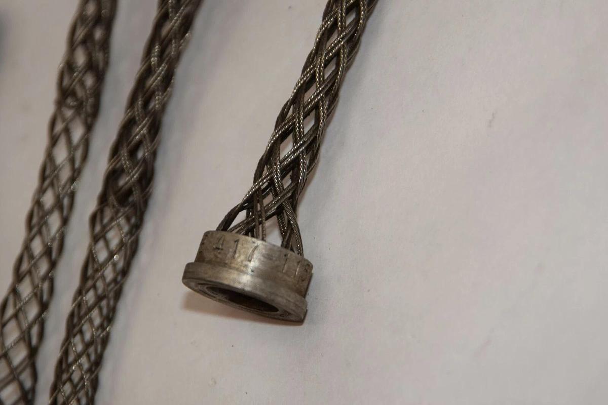 (NEW - Lot 4) RPE 417-115 RPE417-115 1/2" App. 5.5" Strain Relief Grip Cord