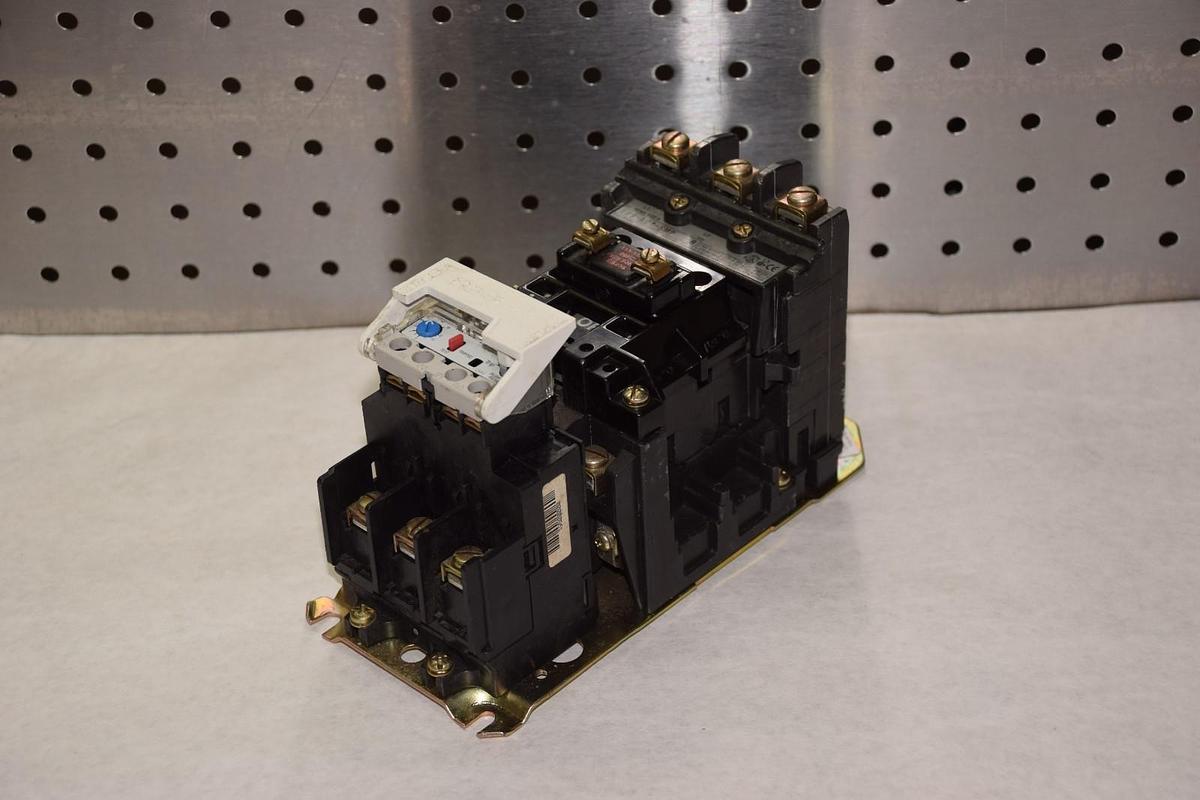 ALLEN BRADLEY 509-A0-SMP 509-A0*-SMP SERIES B 115-120V COIL CONTACTOR NEW