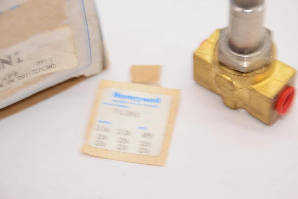 (NEW) HONEYWELL / SKINNER 713N1 1/16" Orifice Valve