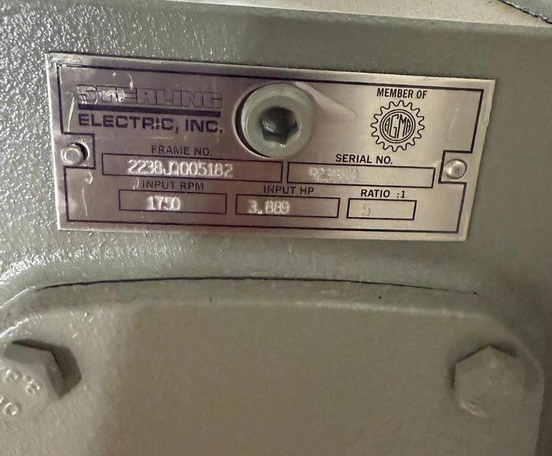 Sterling Gear Box Worm Speed Reducer 2238JQ005182 5:1 3.889hp 1750hp 180TC (New)