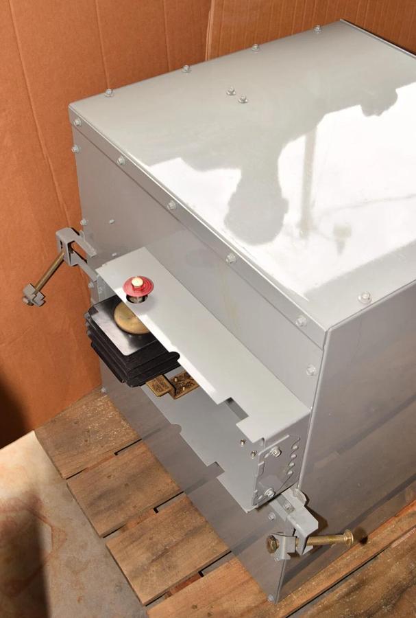 SQUARE D I-Line II Busway Tap Box PTB516GH Ser. 2 3P4W 600v 1600A 1600 Amp (NEW)