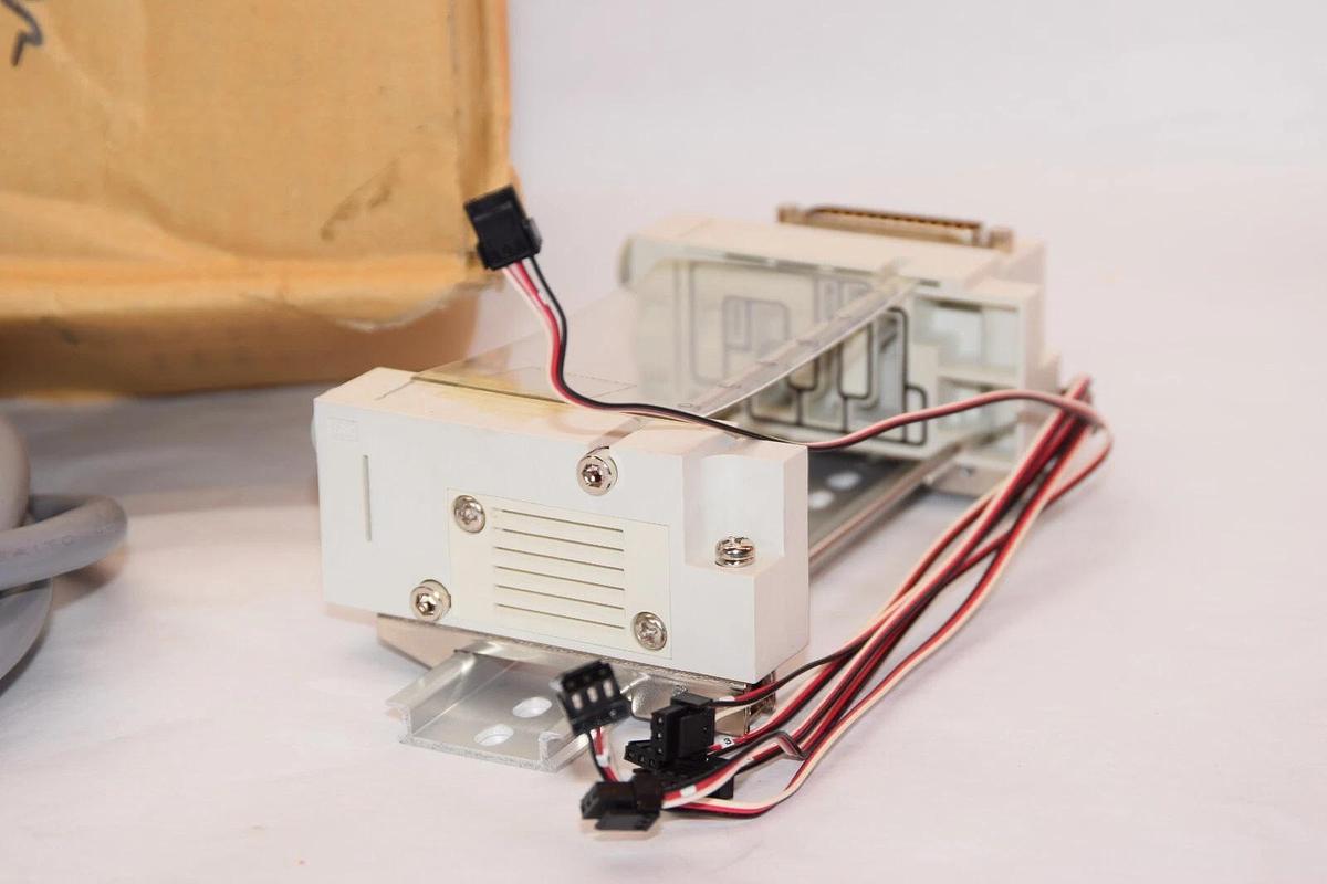 (NEW) SMC VV5Q24-06FU3-DNS VV5Q2406FU3DNS N/Plug In