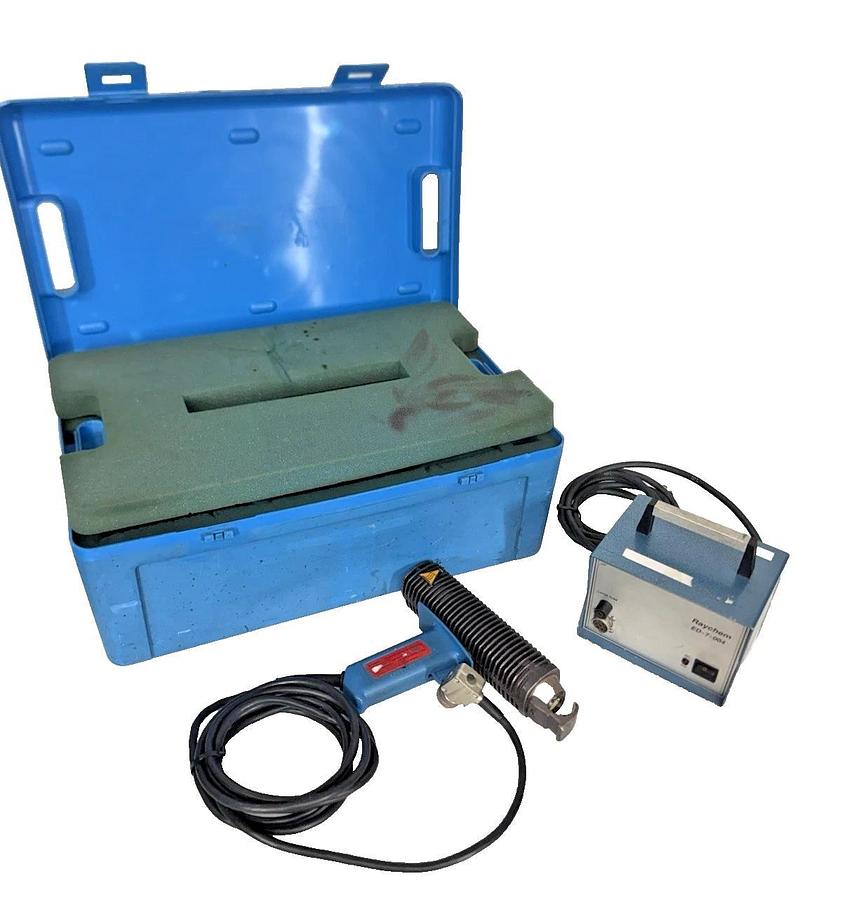 Used Raychem Infrared Heat Gun & Power Supply ED-7-004 IR-1759-MK3