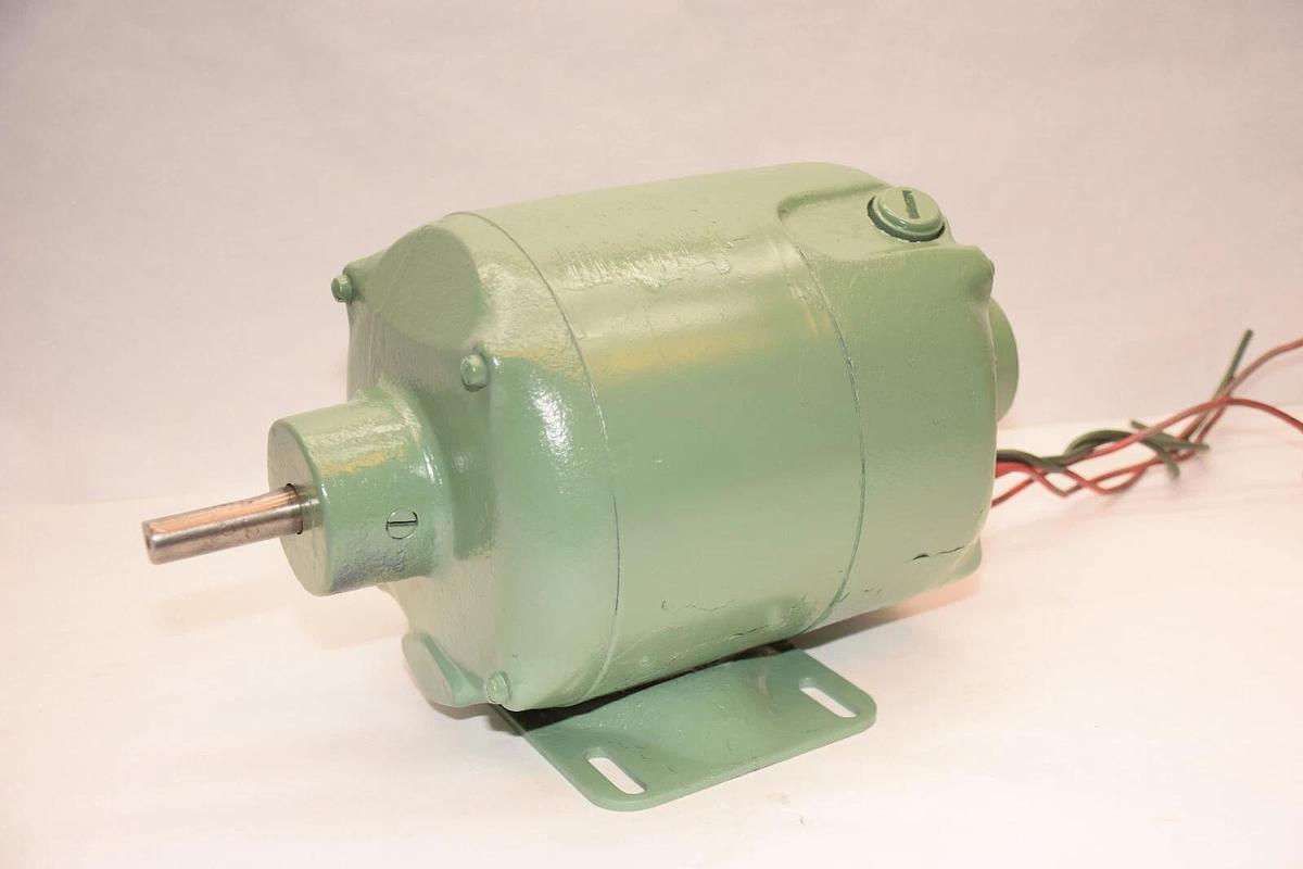 Used GENERAL ELECTRIC 2JA33BB1 110V 60Hz 12.70mm Shaft Electric Motor