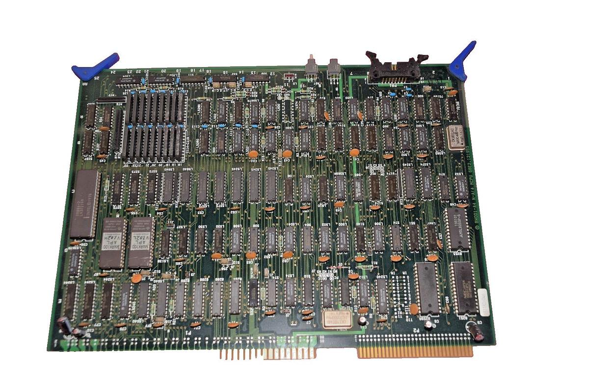 Used HITACHI BW001-A4 N-A/4 MCPU 68E2.121953 CIRCUIT BOARD BW001A4