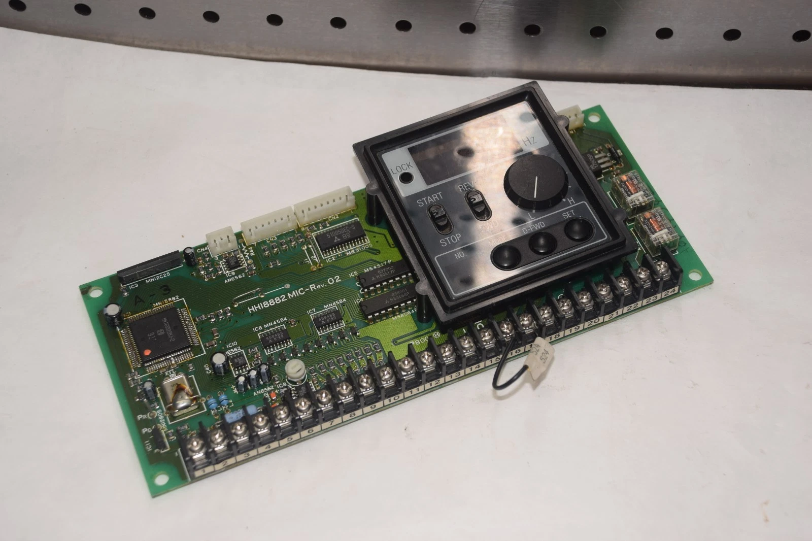 Used ALLEN BRADLEY  HH18882MIC REV 02 CIRCUIT BOARD  HH18882 MIC Rev 02
