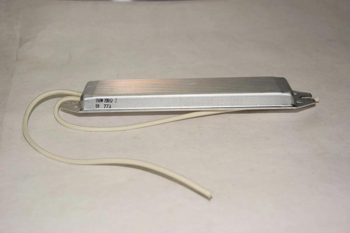 Used MOELLER 773 150W 200Ω Heating Plate Element