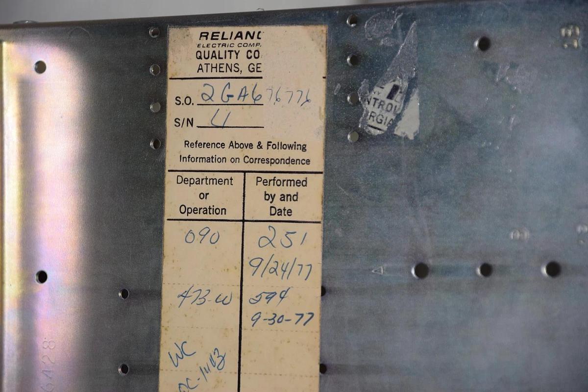 Used RELIANCE ELECTRIC / ASEA BROWN BOVERI 103615-28RE 84587-R 10 SLOT CHASSIS