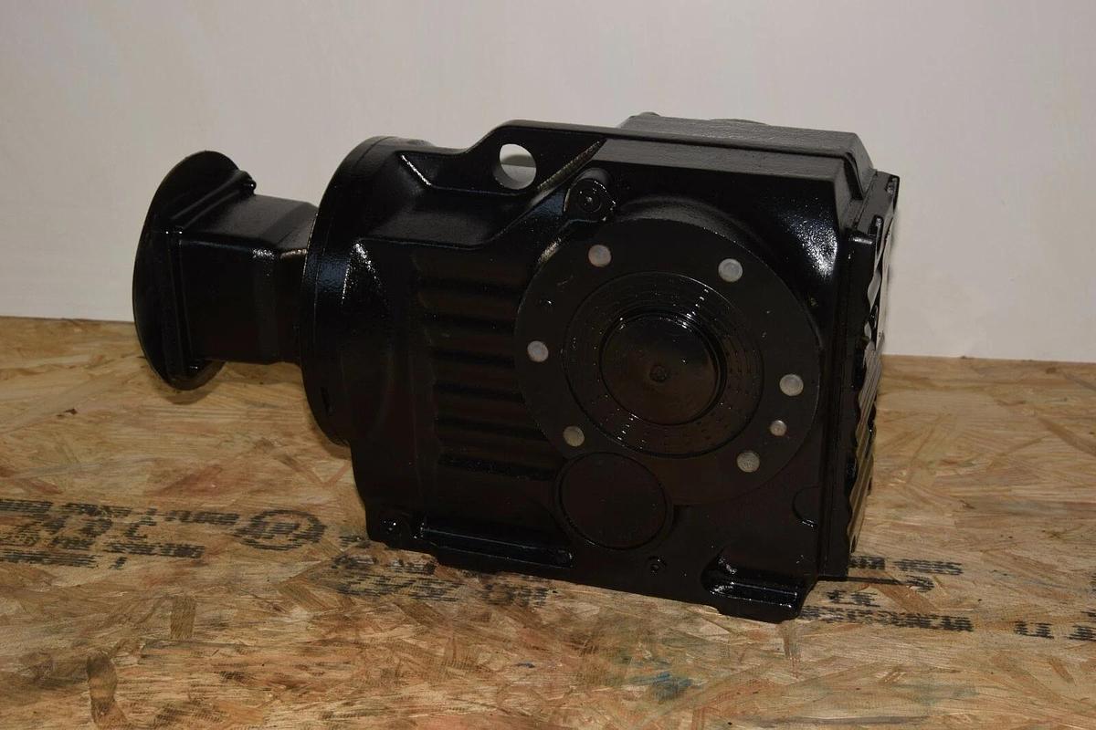 Sew-Eurodrive KA87 AQH140/2 Gear Box 01.3020831206.0001.02  KA87AQH140/2