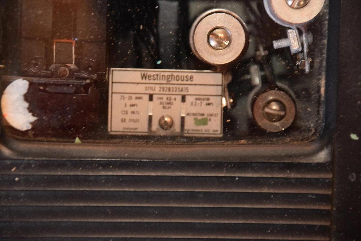 Used Westinghouse KD-4 Distance Relay 292B335A15 .75-2.0 Ohms 5A 120V