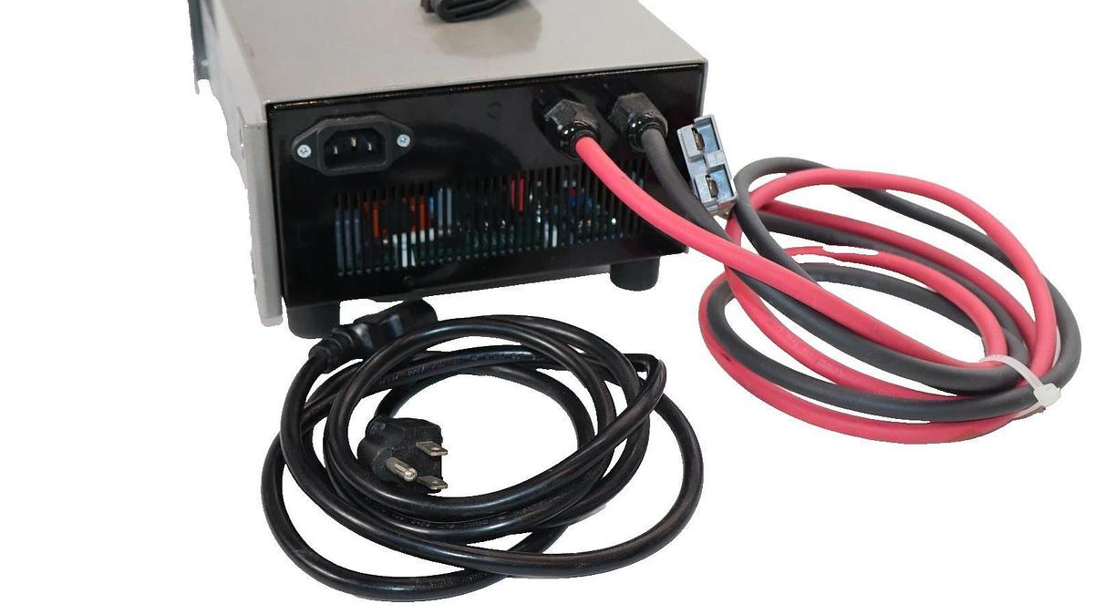 Used BTI Elite Pro Series High Frequency 24V Batter Charger CBHF2-PFC 24-25 12 Cell